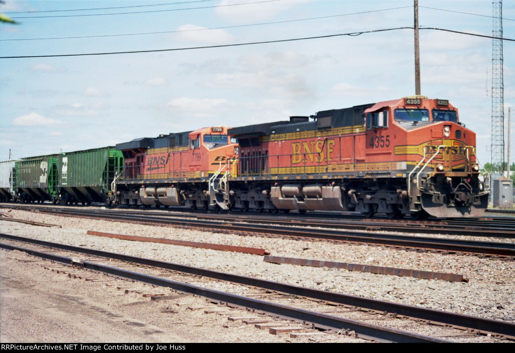 BNSF 4355 East